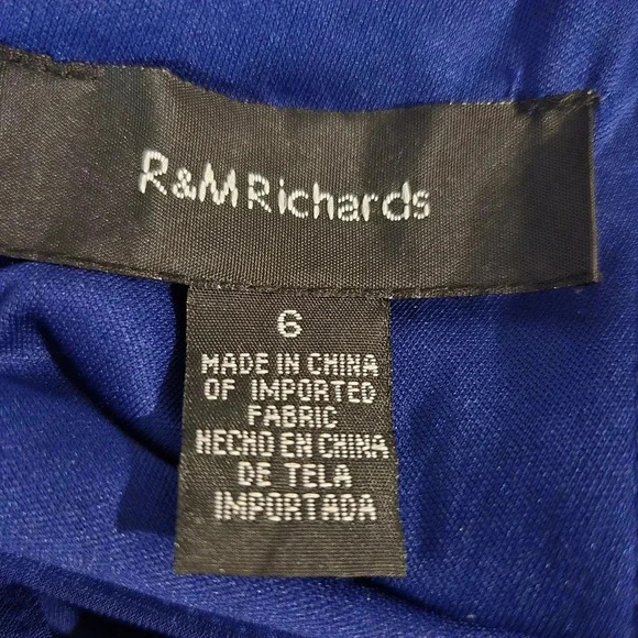 Royal Blue Sleeveless Evening Gown with Embellished Waist and Keyhole Neckline - Picture 9 of 11